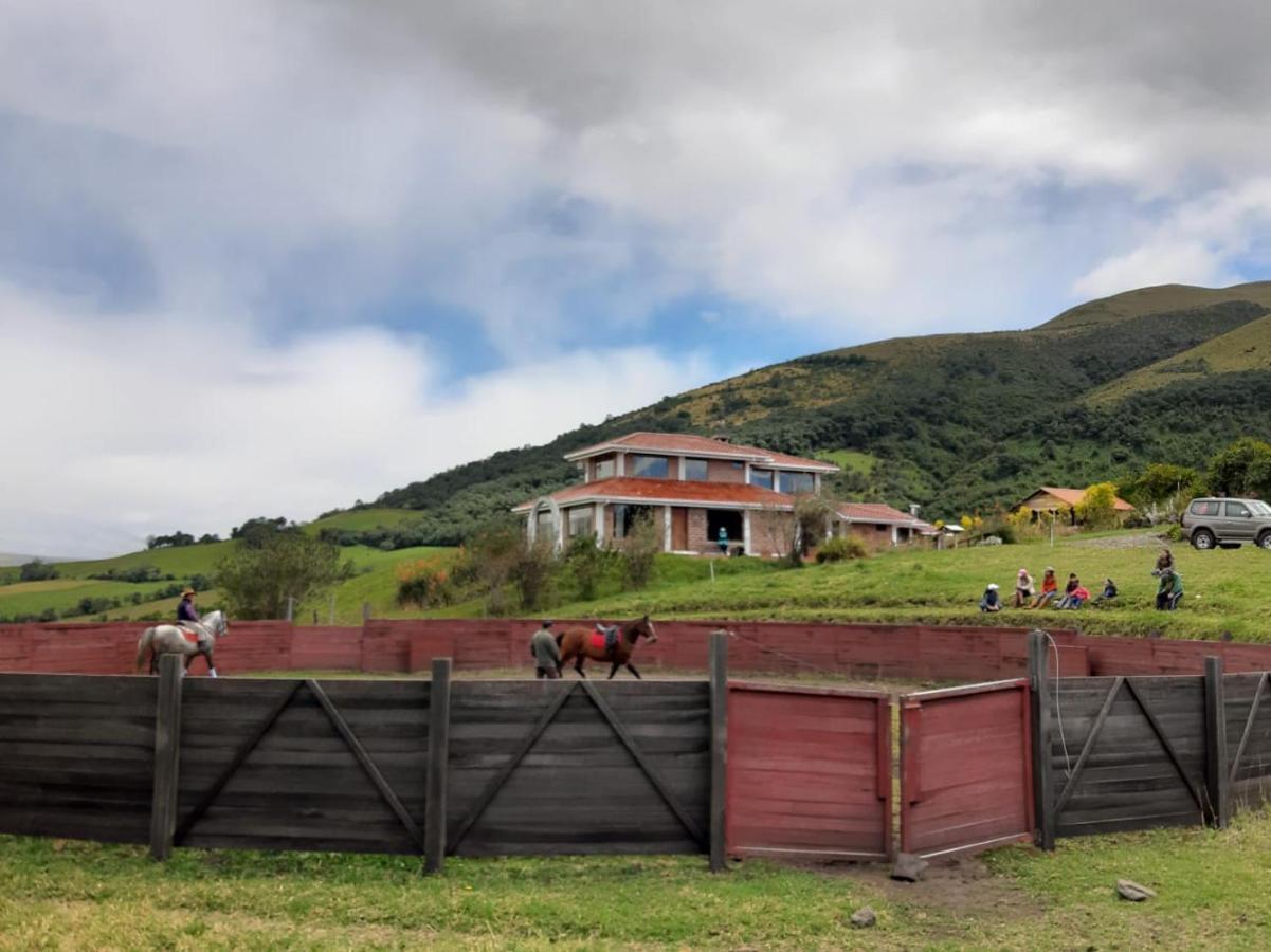 Balcon Al Cotopaxi Hosteria Sangolquí Extérieur photo