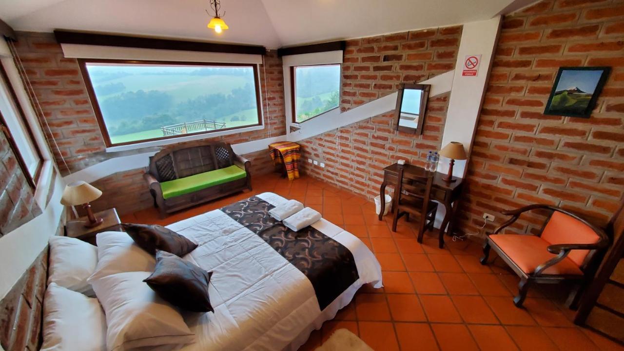 Balcon Al Cotopaxi Hosteria Sangolquí Extérieur photo