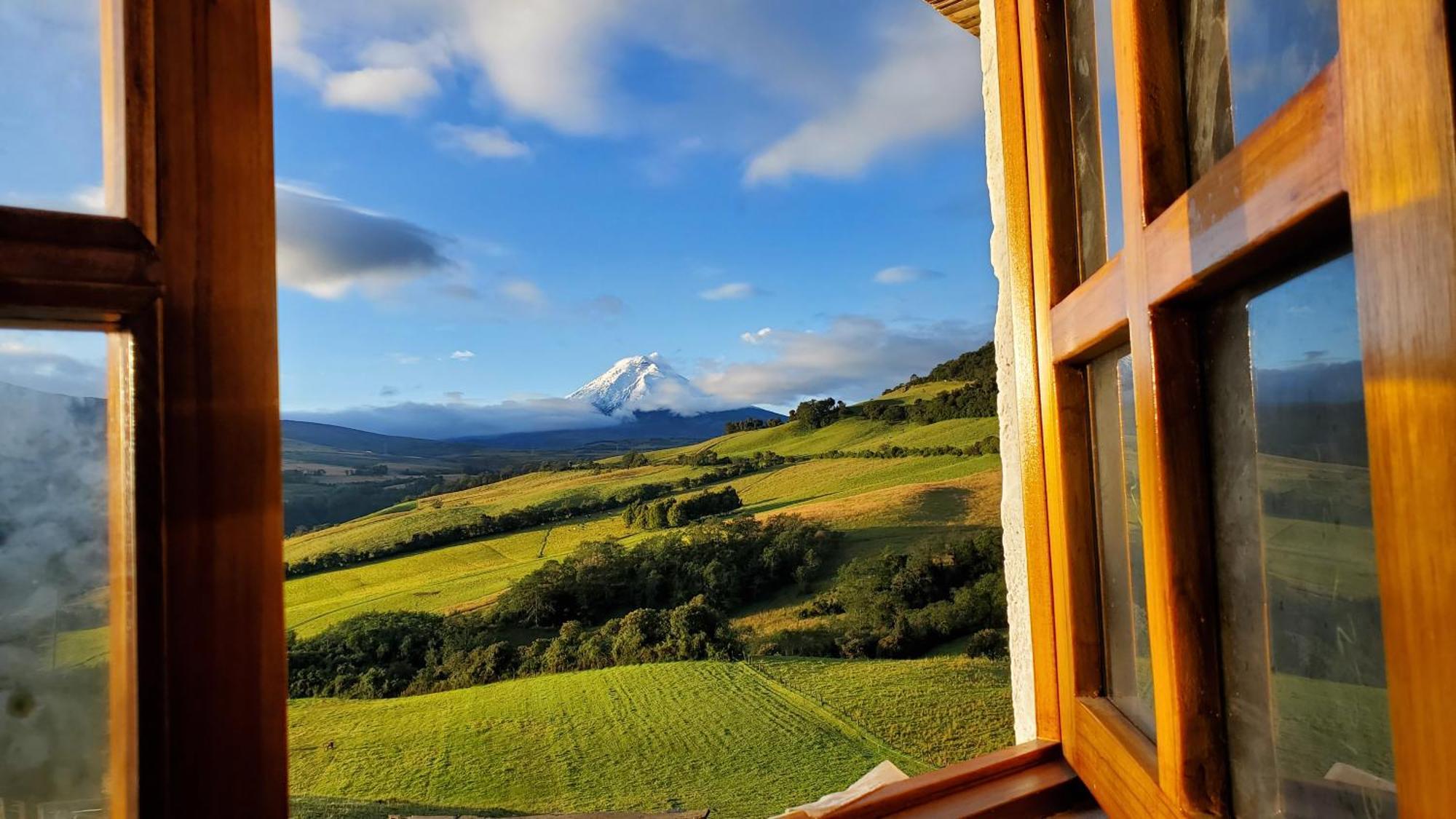 Balcon Al Cotopaxi Hosteria Sangolquí Extérieur photo